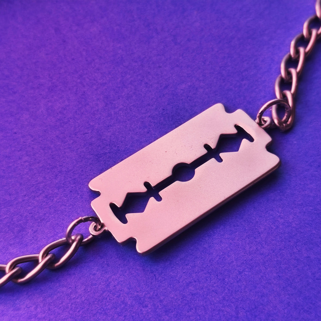 RAZOR NECK CHAIN