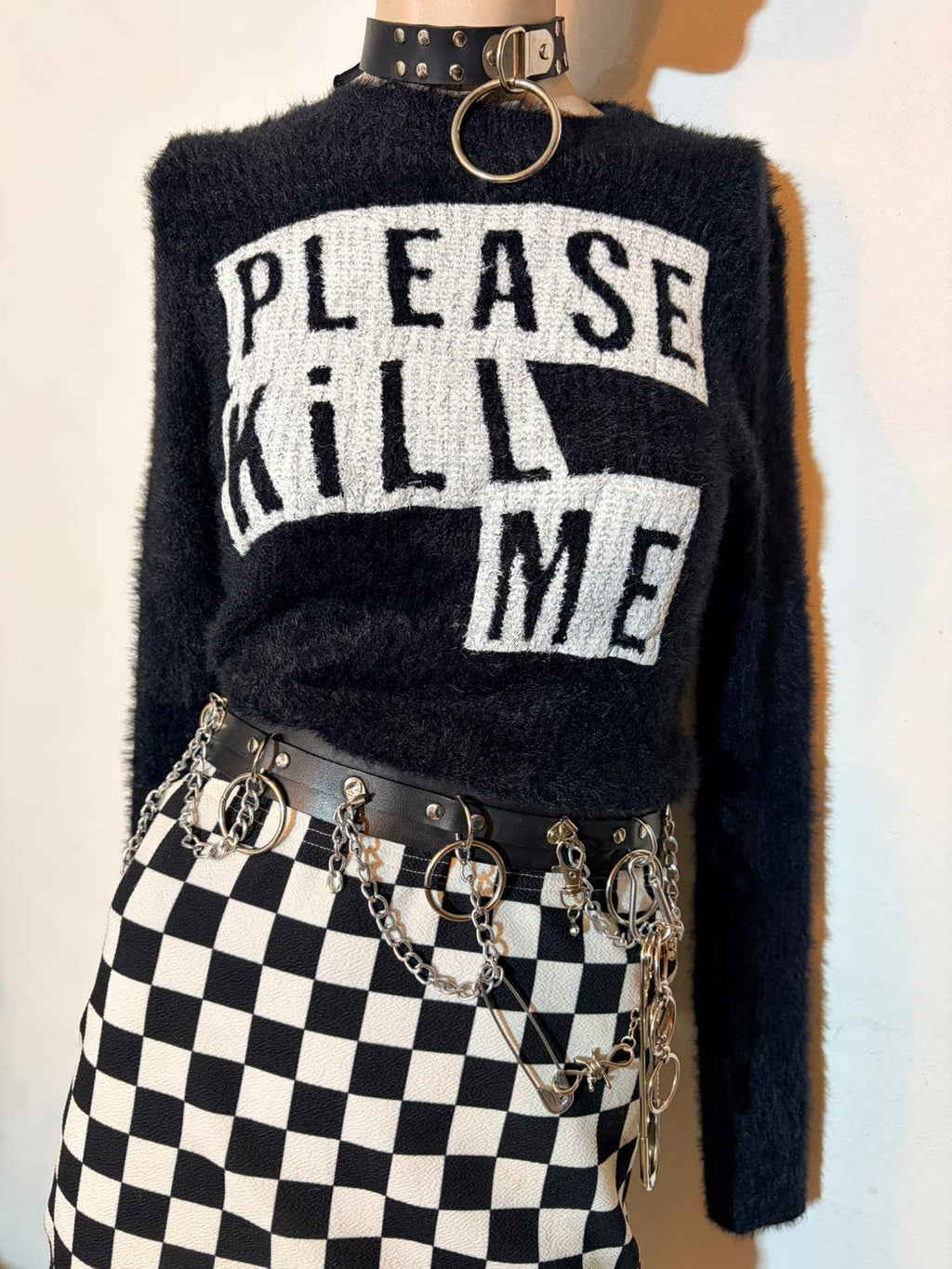 SNAG JUMPER PLEASE  KILL ME